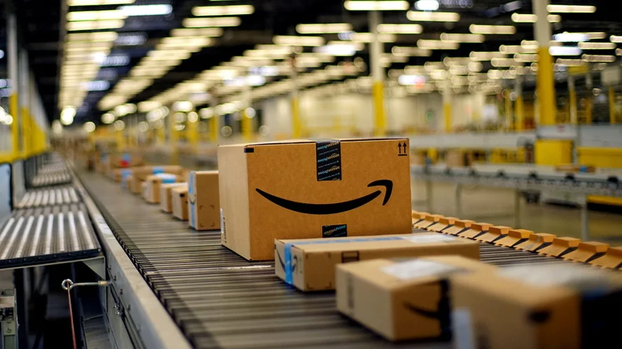 Marketplaces e operações logísticas digitais cresceram de forma acelerada.